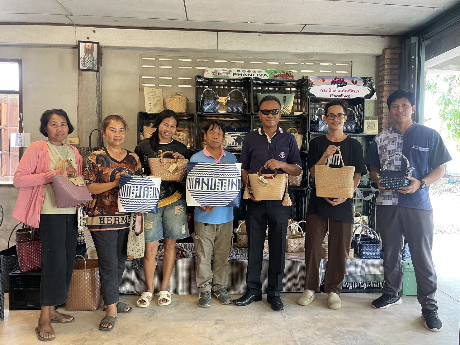 ลงพื้นที่ประสาน/เยี่ยมกลุ่มเป้าหมายในการเตรียมการต้อนรับคณะแม่บ้านบ้านมหาดไทย